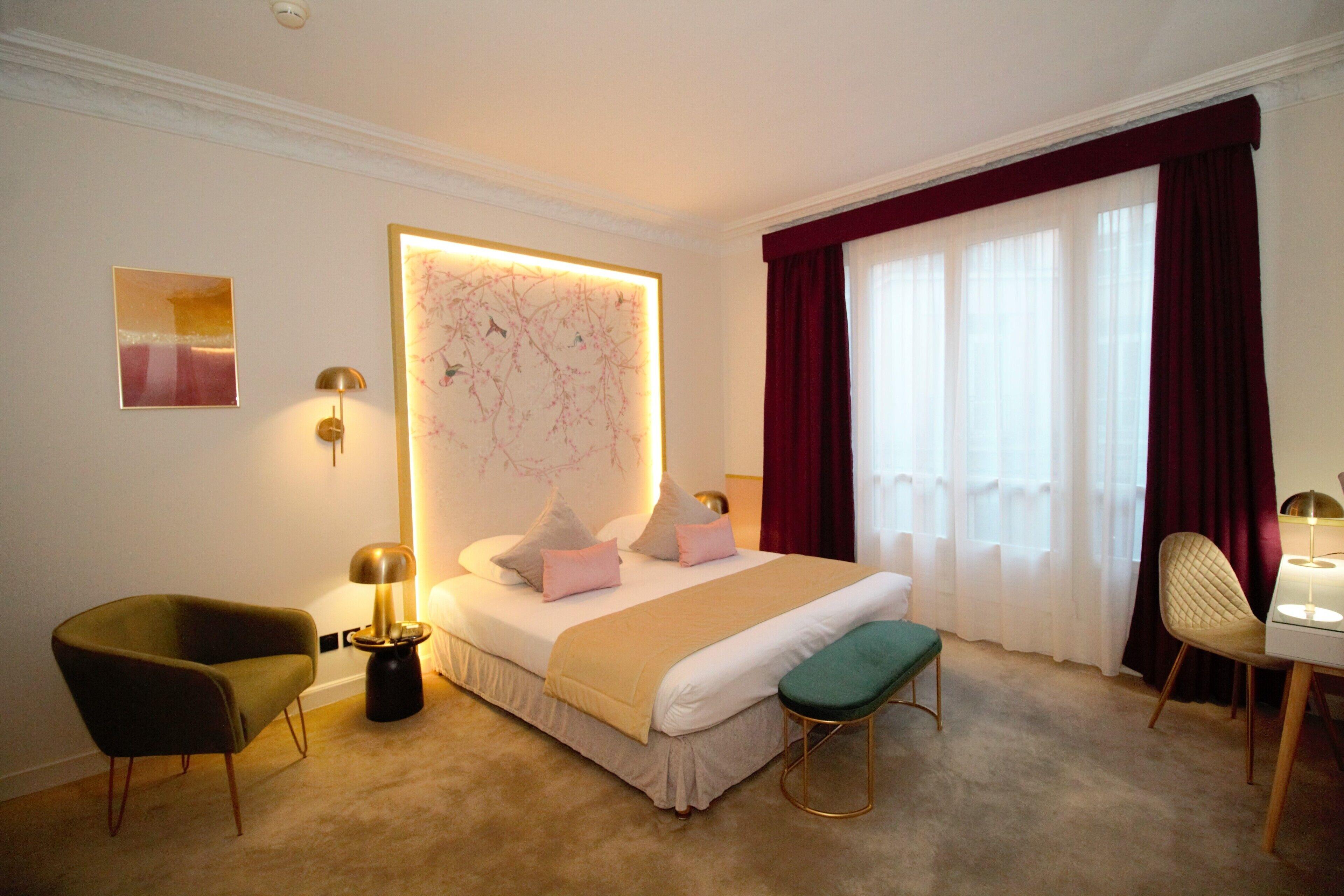 Princesse Caroline Hotel Paris